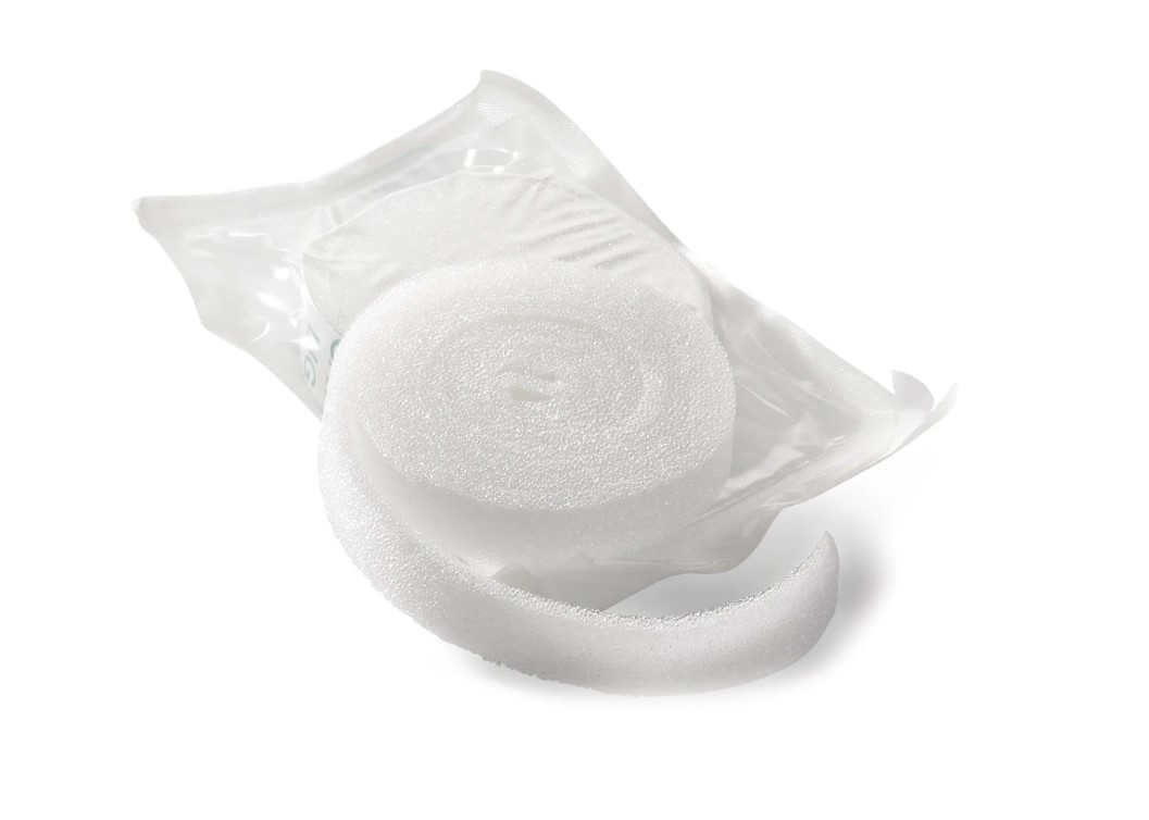 Лигасано бяло стерилно 100 x 1,5 x 0,4 cm 1 бр.